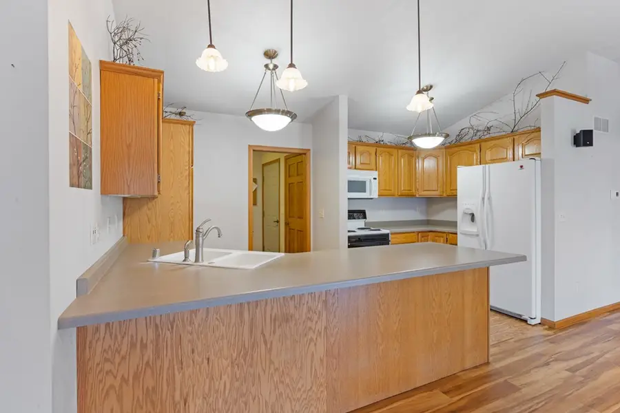 215 N 18th Pl, Sturgeon Bay, WI 54235 - #3