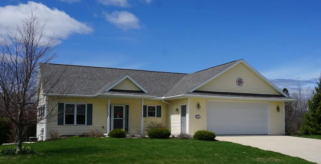 615 S 17th Pl, Sturgeon Bay, WI 54235 - #1
