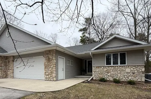 8086 E. Oaks Dr #1002, Baileys Harbor, WI 54202