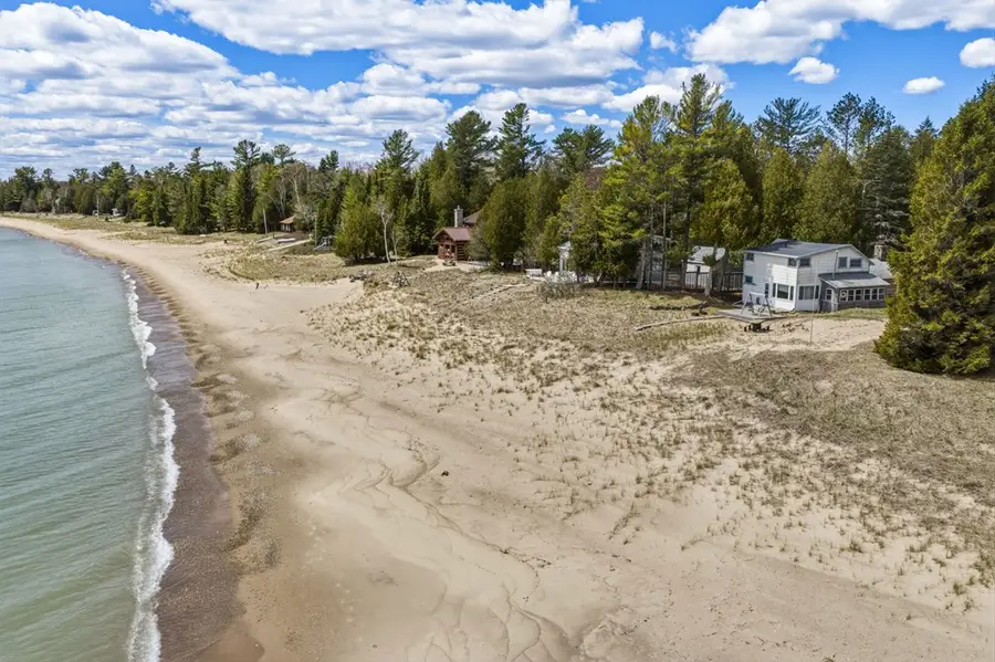 3632 Lake Michigan Dr, Sturgeon Bay, WI 54235 - #3