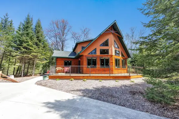3869 Glidden Dr, Sturgeon Bay, WI 54235