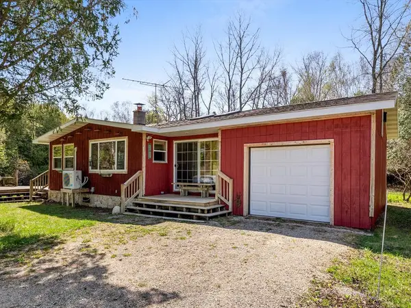 775 Forest Dr, Forestville, WI 54213