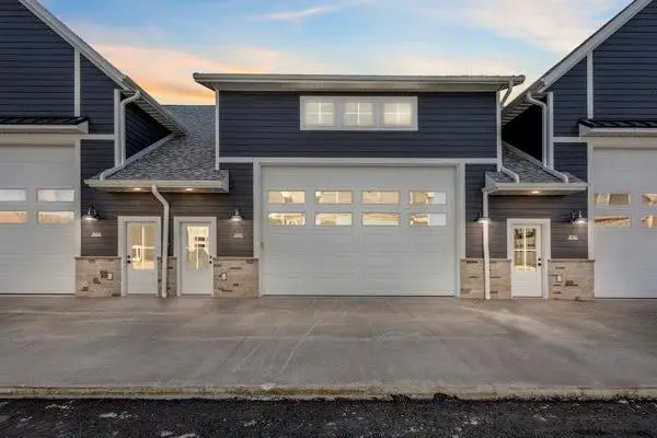 840 S 18th Ave #8, Sturgeon Bay, WI 54235 - #1