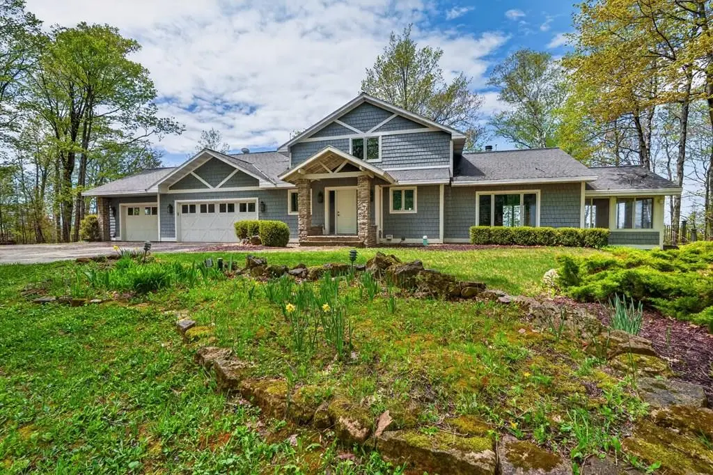8125 Chateau Dr, Egg Harbor, WI 54209 - #1