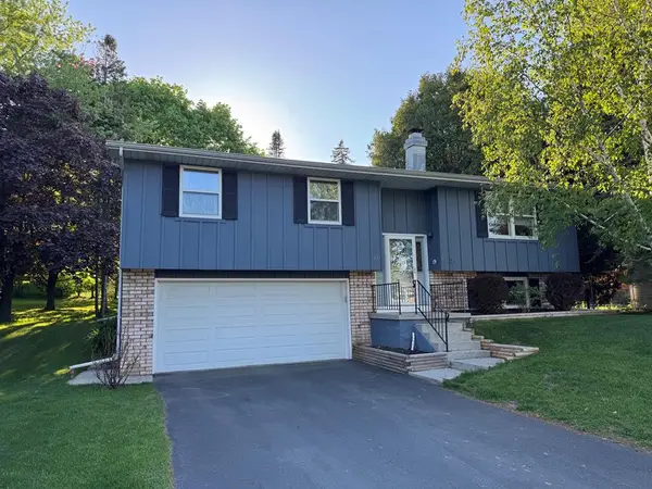 239 N 12th Ave, Sturgeon Bay, WI 54235