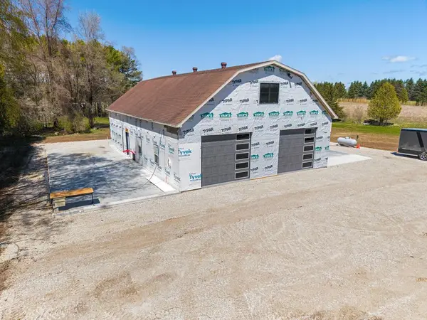 6138 Mount Olive Rd, Sturgeon Bay, WI 54235