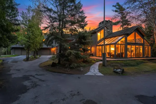 8654 Stone Mill Ln, Baileys Harbor, WI 54202