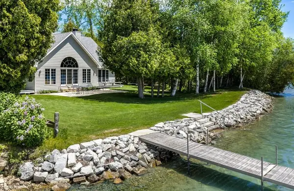 7691 Elm Point Rd, Baileys Harbor, WI 54202