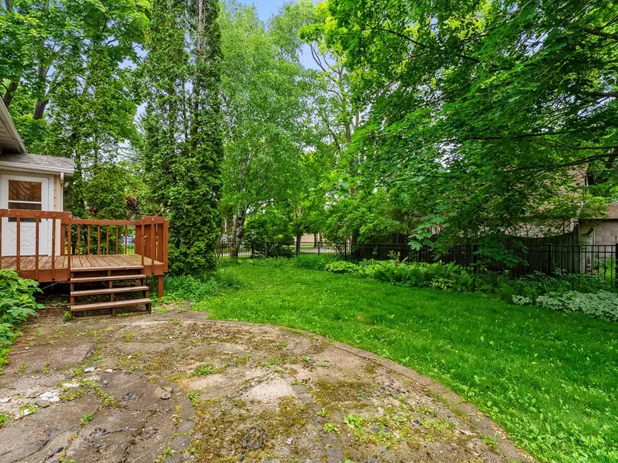 307 S 12th Ave, Sturgeon Bay, WI 54235 - #3