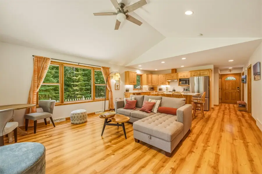 6390 Midday Ct, Sturgeon Bay, WI 54235 - #3
