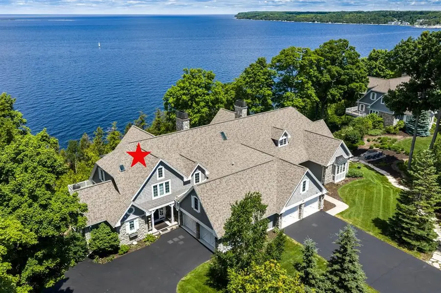 10730 Admiral Dr #201, Sister Bay, WI 54234 - #3
