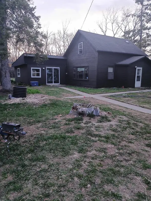 1921 S Neenah Ave, Sturgeon Bay, WI 54235