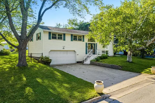 133 N 9th Pl, Sturgeon Bay, WI 54235