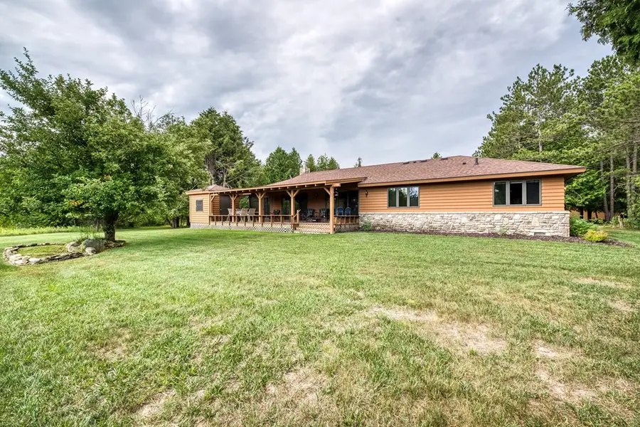 9996 Woodcrest Rd, Sister Bay, WI 54234 - #2