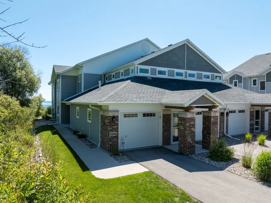 2606 Lake St #2606, Algoma, WI 54201 - #3
