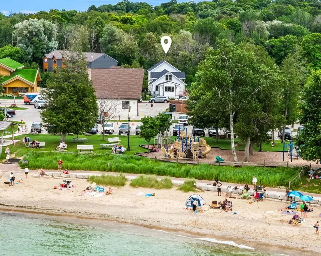 10678 N Bay Shore Dr #1, Sister Bay, WI 54234 - #1