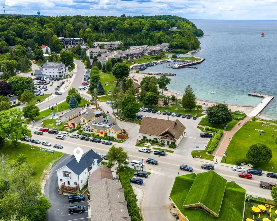 10678 N Bay Shore Dr #1, Sister Bay, WI 54234 - #3