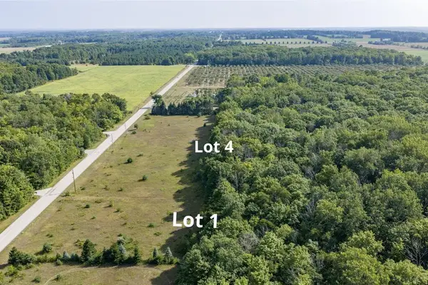 Lot 4 Memorial Dr, Egg Harbor, WI 54209