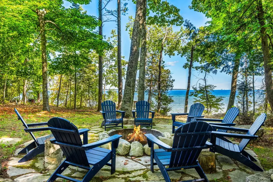12454 Northern Door Rd, Ellison Bay, WI 54210 - #3