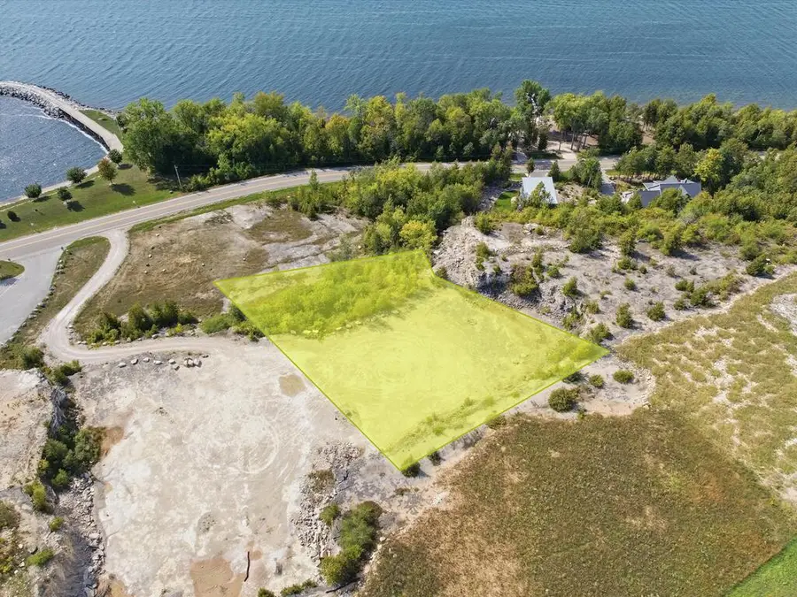 4888 Bay Shore Dr, Sturgeon Bay, WI 54235 - #3