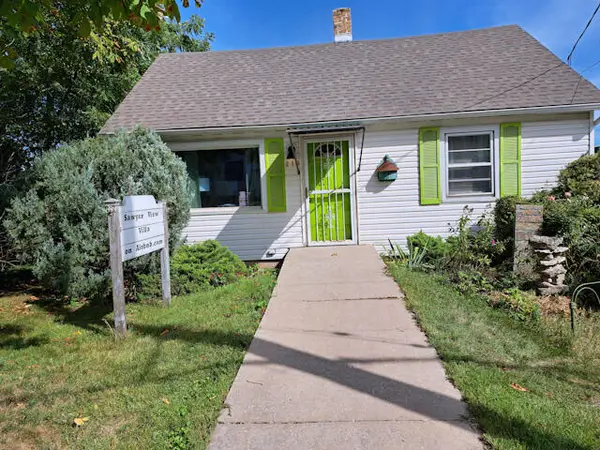 218 S Neenah Ave, Sturgeon Bay, WI 54235