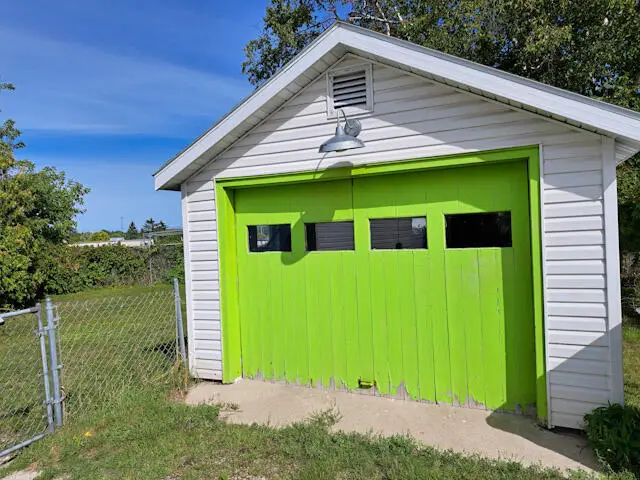 218 S Neenah Ave, Sturgeon Bay, WI 54235 - #3