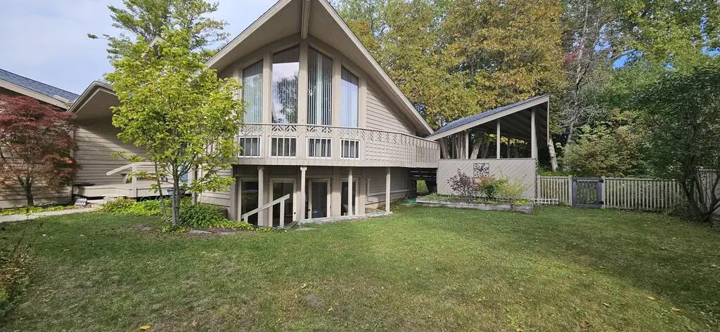 860 S 16th Ct, Sturgeon Bay, WI 54235 - #1