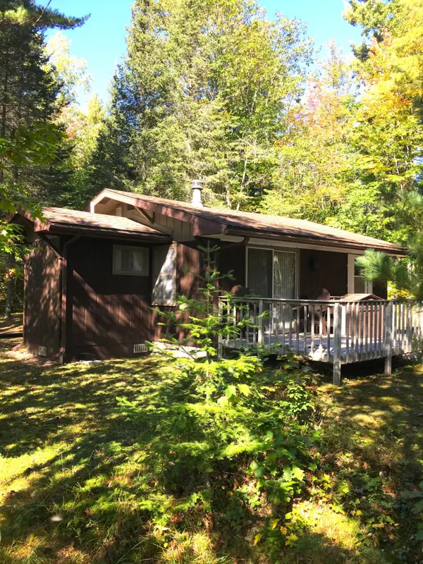 9921 Arneders Ln, Boulder Junction, WI 54512