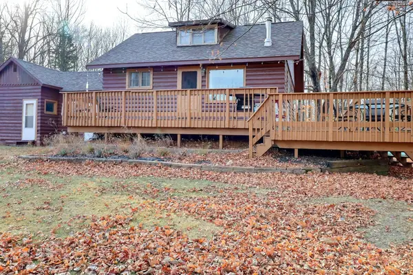 8303 Keith Siding Rd, Crandon, WI 54520