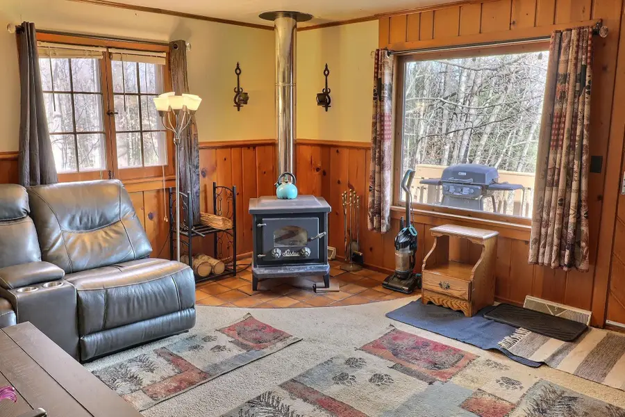 8303 Keith Siding Rd, Crandon, WI 54520 - Image #2