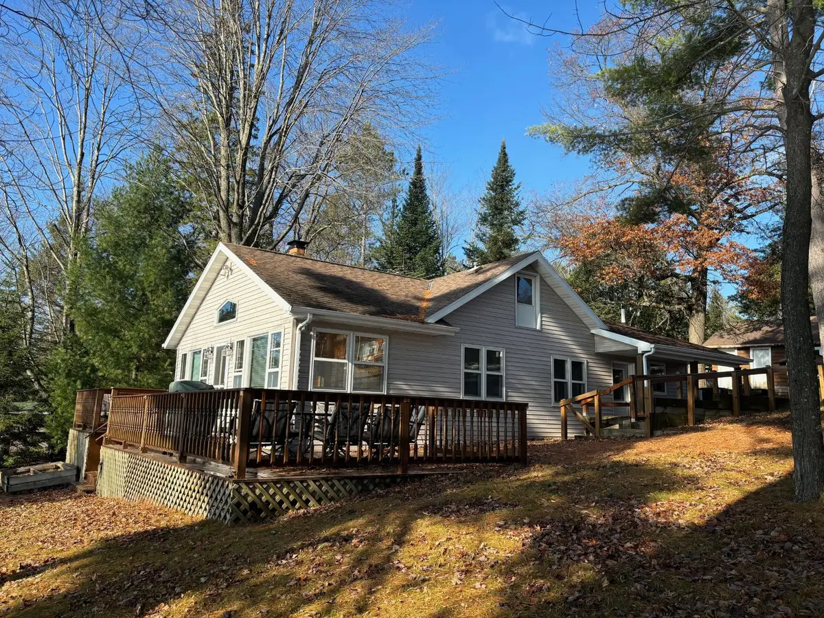 13763 Lake Shore Ln, Mountain, WI 54149 - Image #1