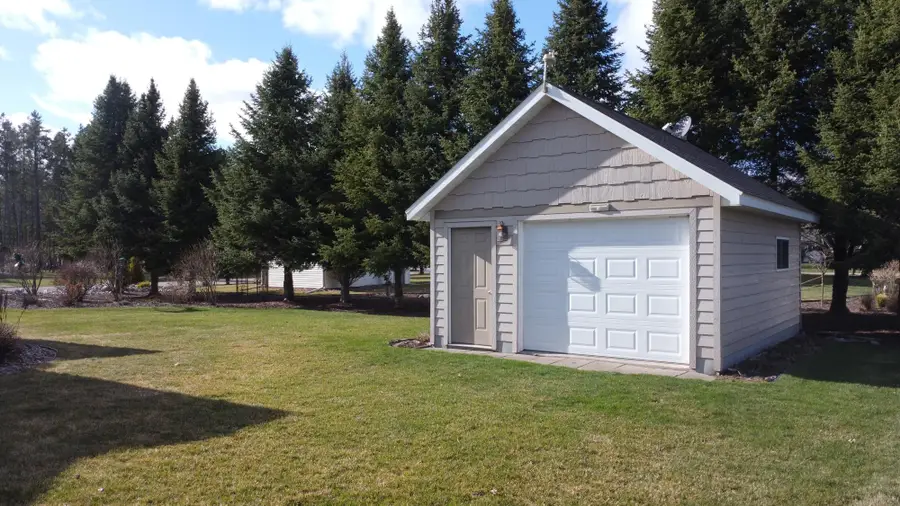 318 East Towne Dr, Antigo, WI 54409 - Image #3