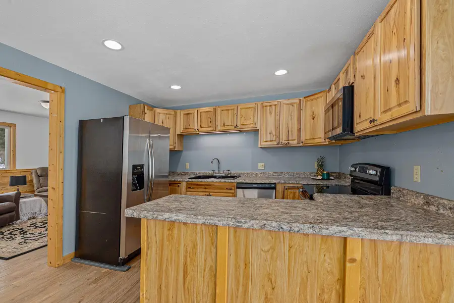 689 Bellview Rd, Eagle River, WI 54521 - Image #3