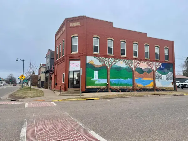 114 4th Ave S, Park Falls, WI 54552