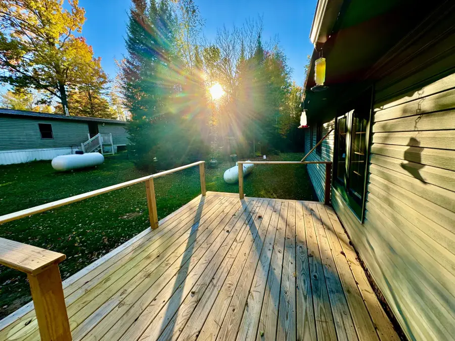 8785 Peninsula Rd, Eagle River, WI 54521 - Image #2