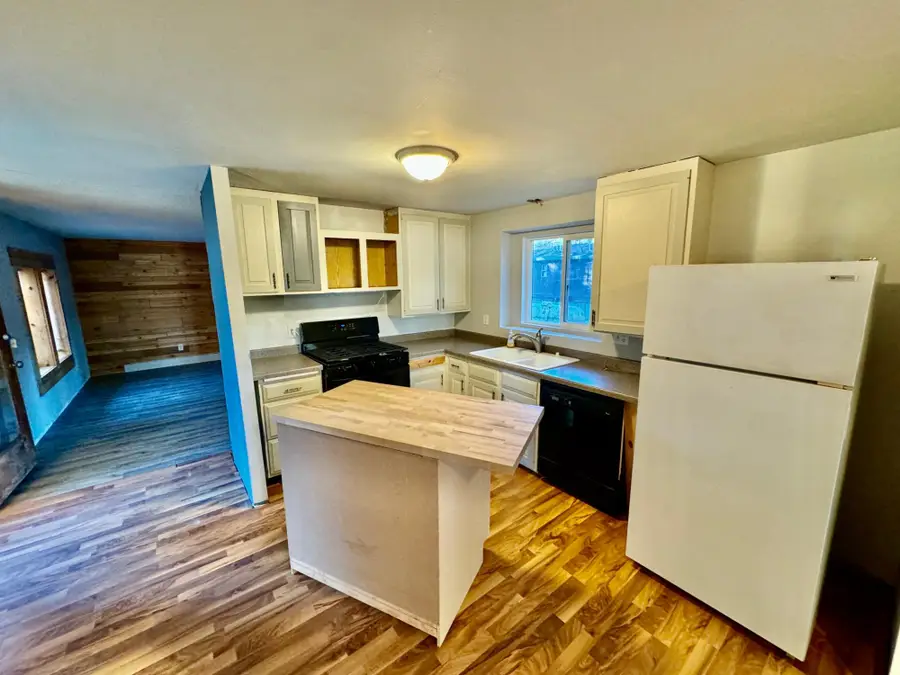 8785 Peninsula Rd, Eagle River, WI 54521 - Image #3