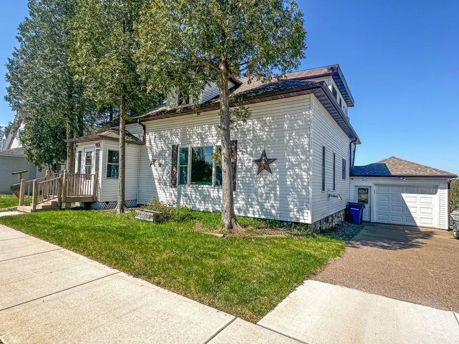 421 2nd Ave N, Park Falls, WI 54552 - Image #2