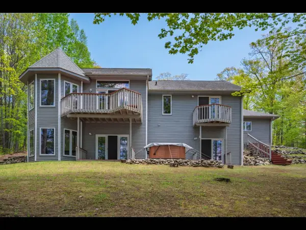 10405 Howards End Rd, Minocqua, WI 54548