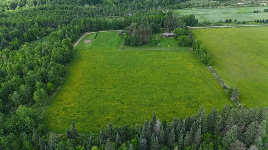 W9401 Hobbles Creek Rd, Catawba, WI 54515 - Image #2