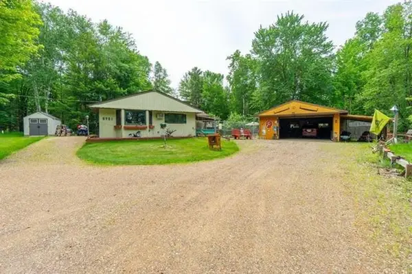 N8981 Island Rd W, Phillips, WI 54555