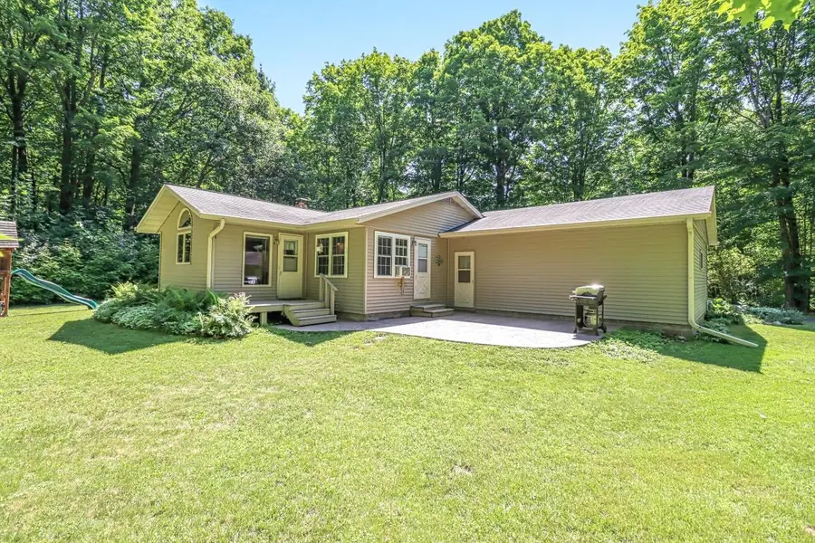 N8381 Birch Hill Rd, Phillips, WI 54555 - Image #3