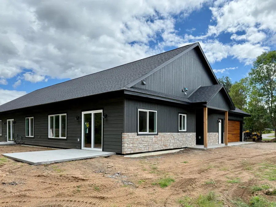 1101 W Aquila Ct, Eagle River, WI 54521 - Image #2