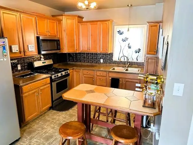 405 3rd St N, Abbotsford, WI 54405 - Image #3