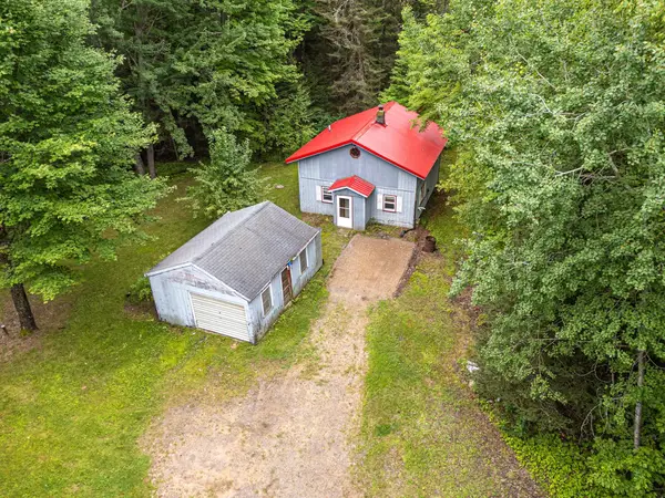 3755 Rolling Acres Dr, Rhinelander, WI 54501