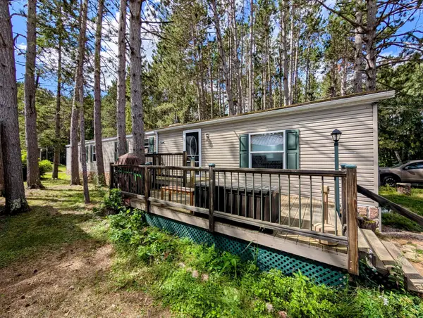 W6669 Log Cabin Ln, Phillips, WI 54555