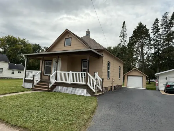 820 Deleglise St, Antigo, WI 54409