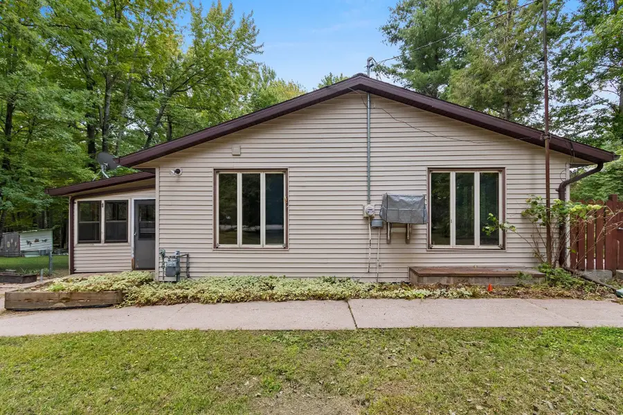 11771 Laura Ln, Crivitz, WI 54114 - Image #2