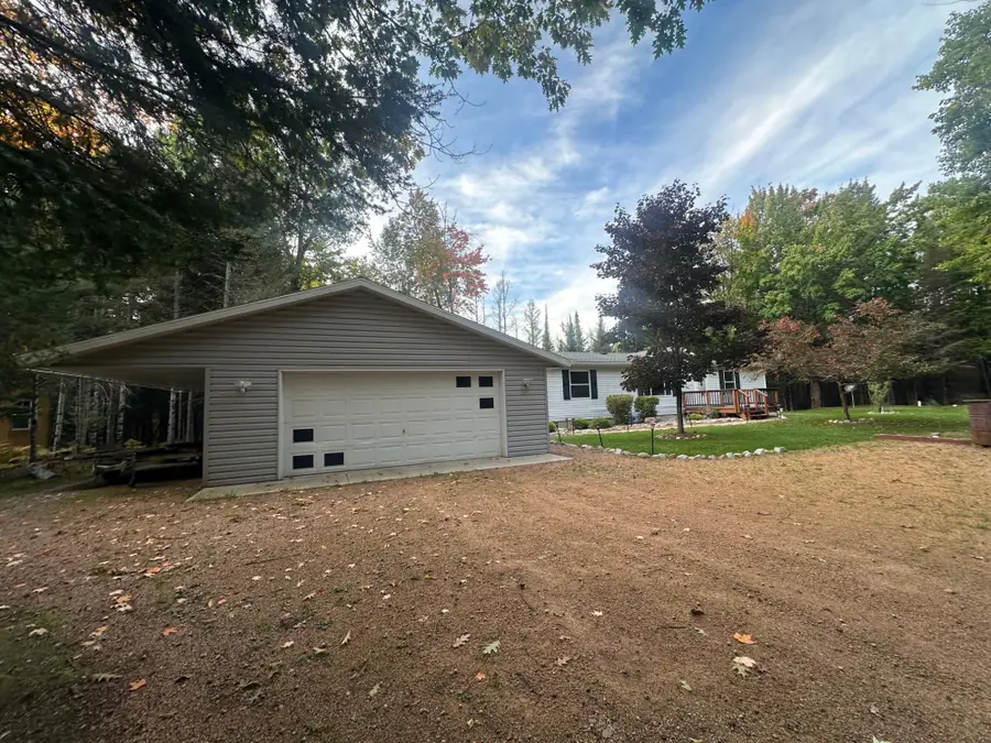 2395 Finger Lake Ln, Eagle River, WI 54521 - Image #2
