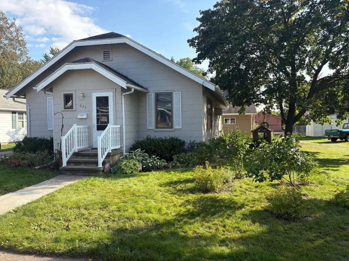 625 Graham Ave, Antigo, WI 54409 - Image #1