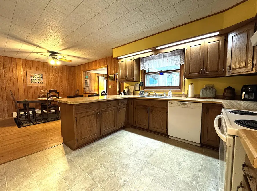 9030 Blumenstein Rd, Woodruff, WI 54568 - Image #3